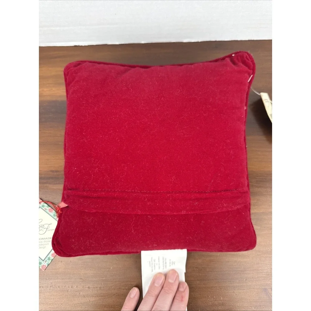 Vintage Talbots Needlepoint Tapestry Christmas‎ Santa Pillow